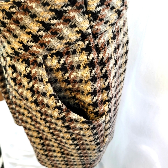 Pleated Tweed Mini Skirt - Picture 3 of 5
